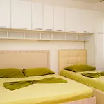 Kapri * Qerret (Tirana)