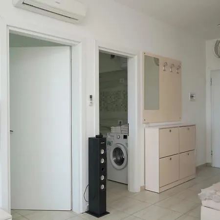 Kapri Apartment *